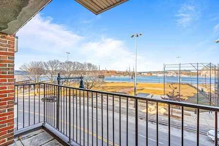 540 Commercial St #2 Boston, MA 02109