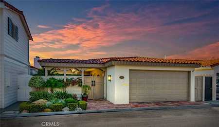 217 Via Mentone Newport Beach, CA 92663