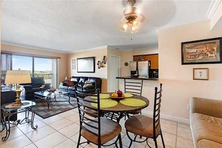 15231 SW 80th St #604 Miami, FL 33193