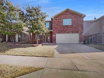2933 Wispy Trail Fort Worth, TX 76108