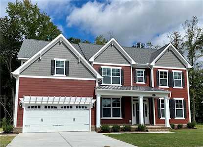 1352 Kidbrooke St Chesapeake, VA 23322