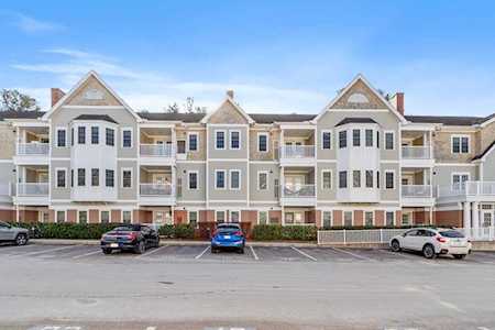 180 Chickering Rd #108C North Andover, MA 01845