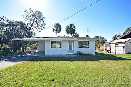735 Grove St Englewood, FL 34223