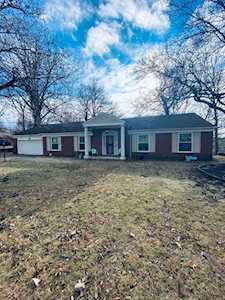 2613 Chesterfield Place Anderson, IN 46012