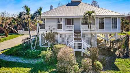 1332 Sand Castle Rd Sanibel, FL 33957