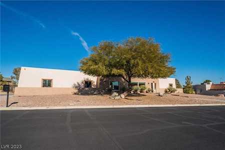 2105 S Cimarron Rd Las Vegas, NV 89117