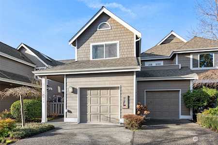 10010 NE 37th Ct #203 Kirkland, WA 98033