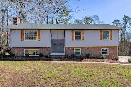 6513 Spanish Oak Drive Rural Hall, NC 27045