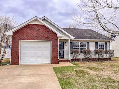 1505 Holden Court Murfreesboro, TN 37128