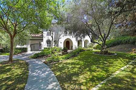 2 Seabluff Newport Beach, CA 92660