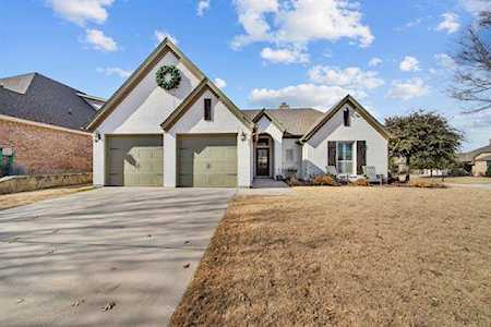 9000 Inwood Street Benbrook, TX 76126