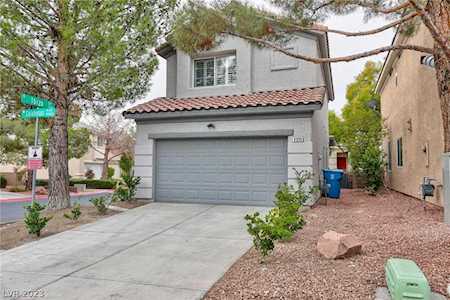 9909 Calabasas Ave Las Vegas, NV 89117