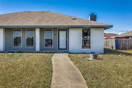 1913 Rew Avenue Duncanville, TX 75137