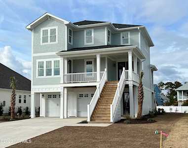 363 Spicer Lake Drive Holly Ridge, NC 28445