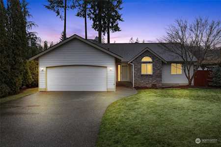 27768 213th Ct SE Maple Valley, WA 98038