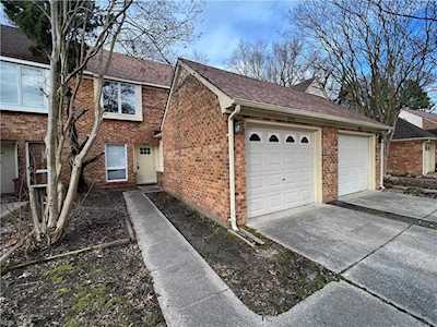 4046 Oak Moss Ct Chesapeake, VA 23321