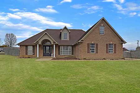 774 Williamsburg Dr Atoka, TN 38004