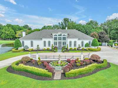 430 Willow Brook Dr Manchester, TN 37355