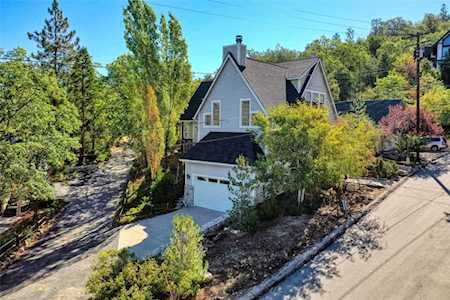 1495 Yosemite Dr Lake Arrowhead, CA 92352