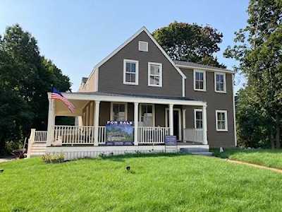 5 Pleasant Street #2 Hingham, MA 02043