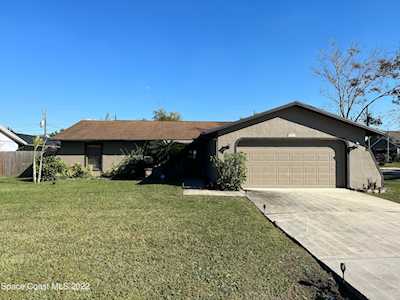 551 SE Charlotta Avenue Palm Bay, FL 32909