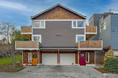 2214 W Raye St Seattle, WA 98199