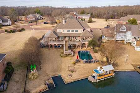 4211 Loch Meade Dr Lakeland, TN 38002