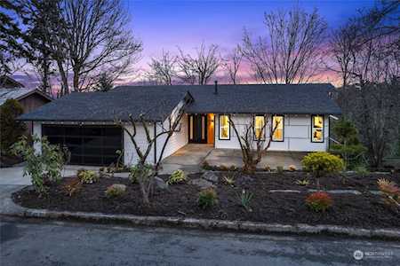 4530 144th Avenue SE Bellevue, WA 98006