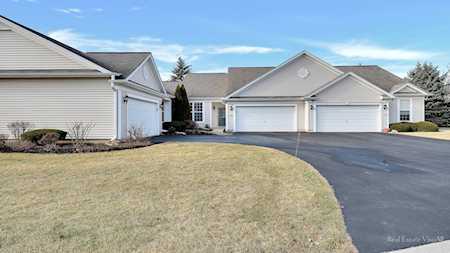 12387 Rock Island Trl Huntley, IL 60142