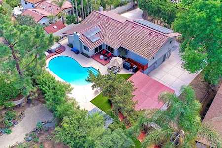 1238 W Via Rancho Pkway Escondido, CA 92029