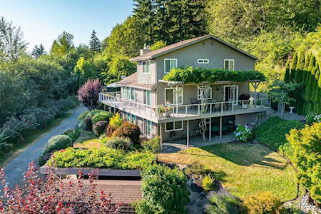 3806 202nd Place SE Sammamish, WA 98075