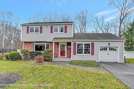 14 Willow Grove Way Manalapan, NJ 07726