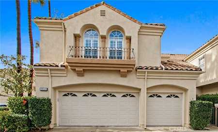 26445 La Scala Laguna Hills, CA 92653