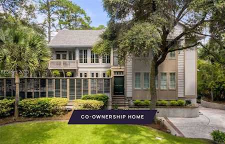 22 Red Cardinal Rd Hilton Head Island, SC 29928