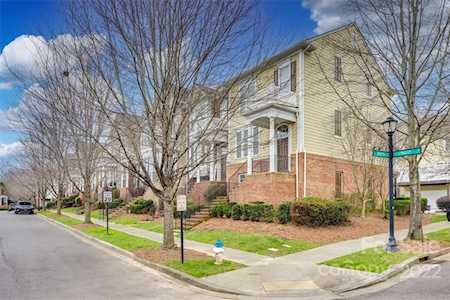 927 Lyndley Dr Fort Mill, SC 29708