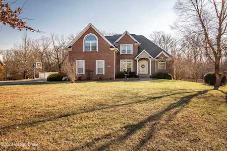 6910 Chimney Hill Rd Crestwood, KY 40014