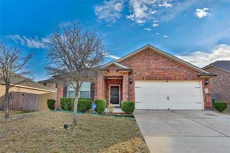 104 Eider Drive Sanger, TX 76266