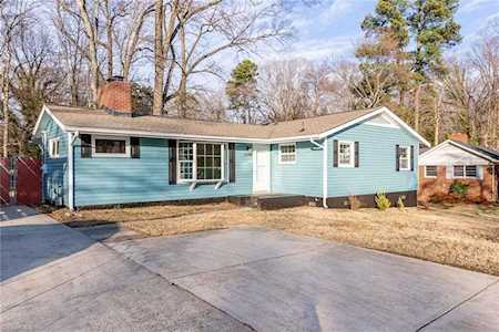 3008 Dellwood Drive Greensboro, NC 27408