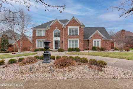 7115 Wood Briar Rd Louisville, KY 40241