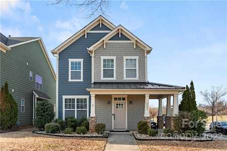 2443 Double Oaks Rd Charlotte, NC 28206