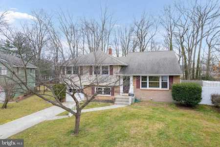 1221 Oakwood Rd Haddonfield, NJ 08033