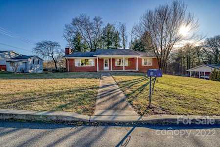 10 Meadowlark Rd Asheville, NC 28805