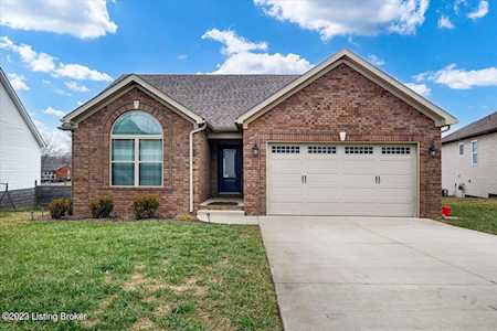 280 Meadowcrest Dr Mt Washington, KY 40047