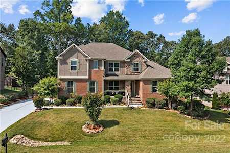 7798 Sand Trap Ln Stanley, NC 28164