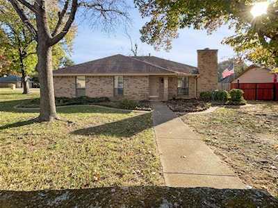 2707 Cardinal Drive Grapevine, TX 76051