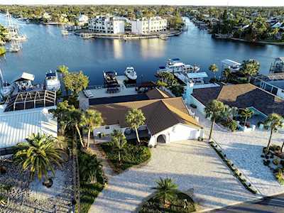 6447 Lake Sunrise Dr Apollo Beach, FL 33572