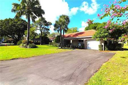 2917 N Palm Aire Dr #2917 Pompano Beach, FL 33069