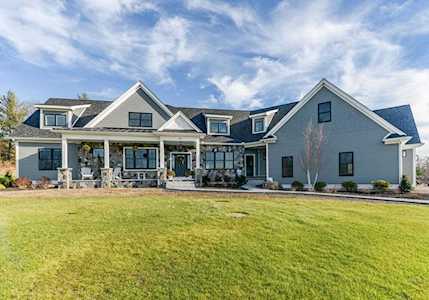 32 Field Cir Wrentham, MA 02093