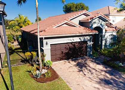 781 Gazetta Way West Palm Beach, FL 33413