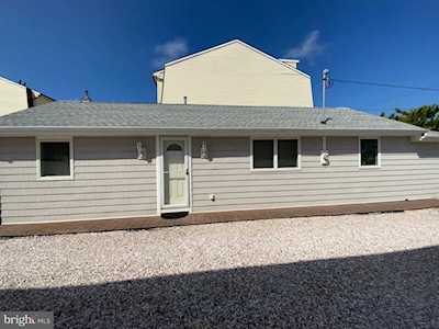 121 Kearney Ave Seaside Heights, NJ 08751